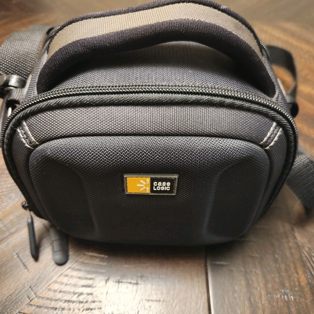 Case Logic QPB-51 Camcorder Bridge Compact System Digital Camera Case Black